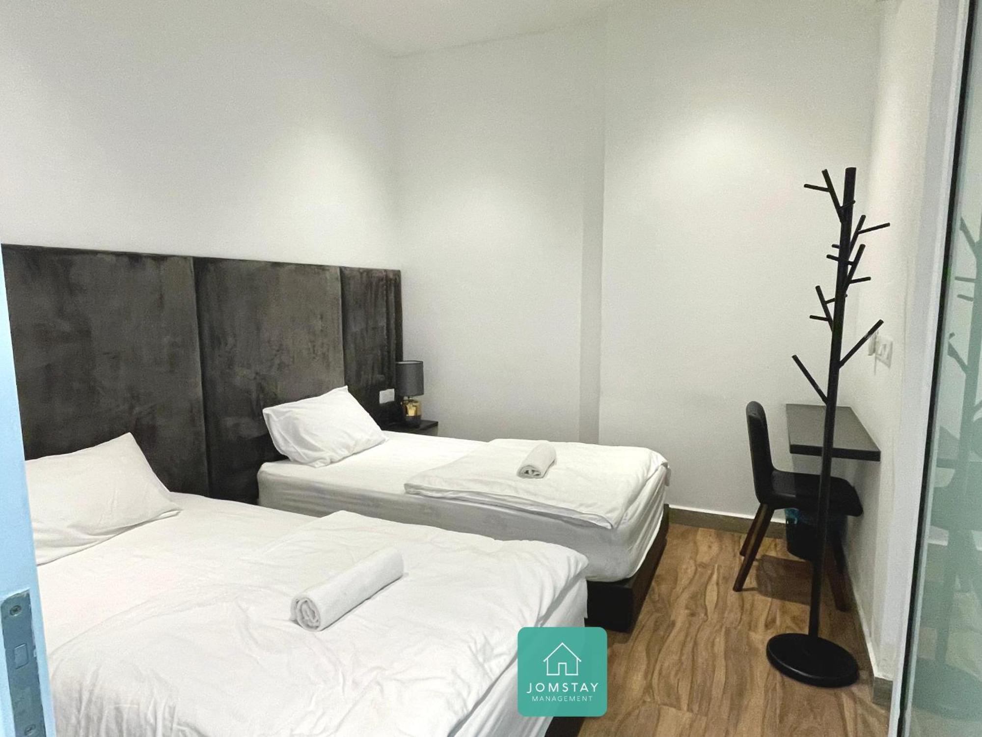 Jomstay Octagon Palm Suites Ipoh Buitenkant foto
